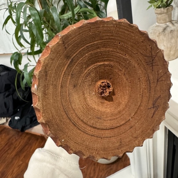 Vintage tall hand‎ carved wood India pedestal candle holder - Picture 4 of 6